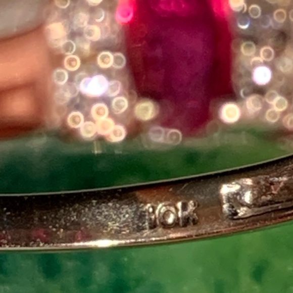 10K solid gold Ruby and Diamond Ring - Picture 10 of 15